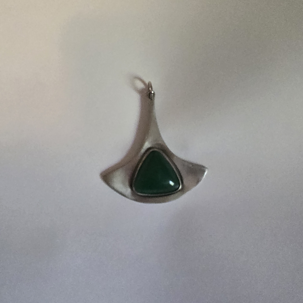 Silver Pendant with Green Stone - Picture 7 of 7